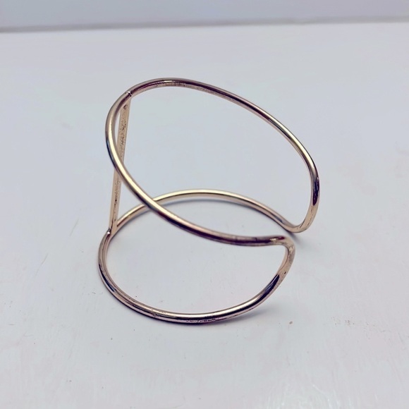 Emerald DUV Joshua Tree Cage Cuff Bracelet - Picture 4 of 5